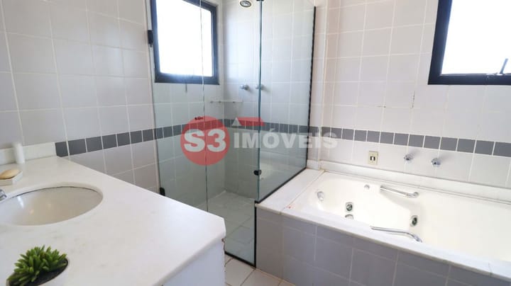 Apartamento à venda com 4 quartos, 190m² - Foto 28