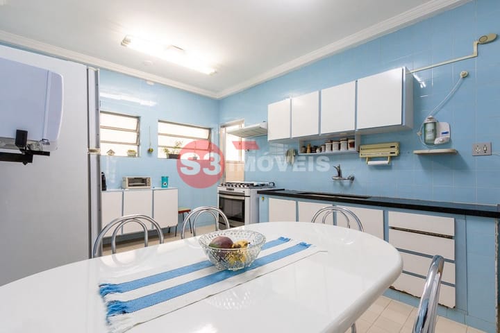 Apartamento à venda com 3 quartos, 208m² - Foto 12