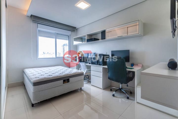 Apartamento à venda com 3 quartos, 165m² - Foto 22