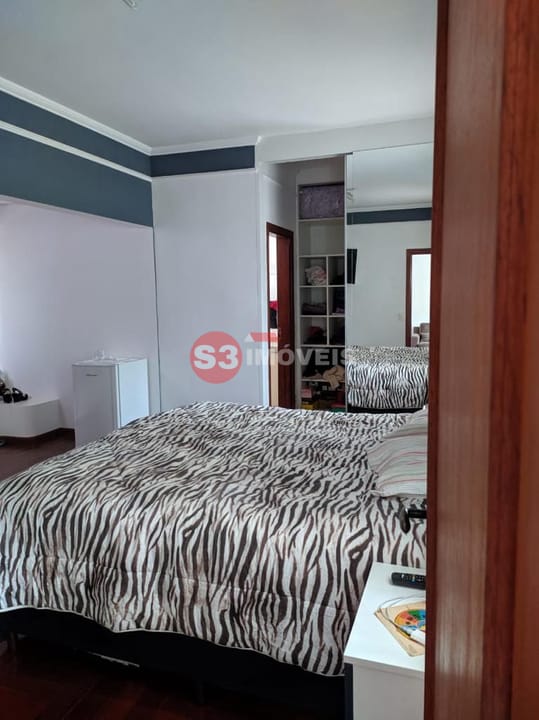 Casa à venda com 3 quartos, 330m² - Foto 13