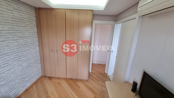 Apartamento à venda com 4 quartos, 194m² - Foto 19