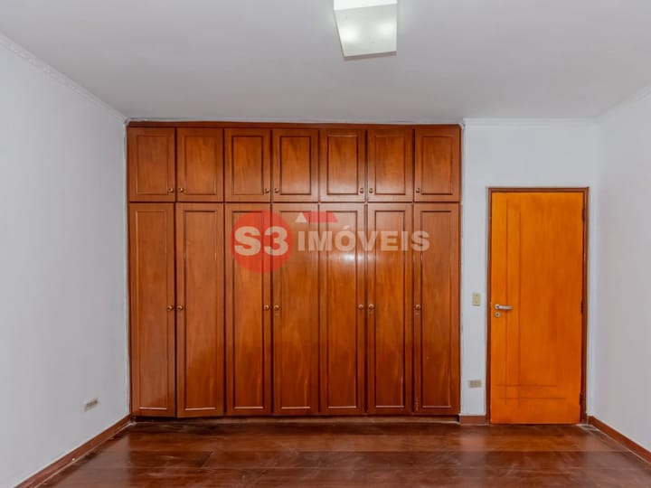 Casa à venda com 3 quartos, 250m² - Foto 18