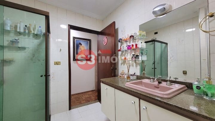 Casa à venda com 3 quartos, 301m² - Foto 32