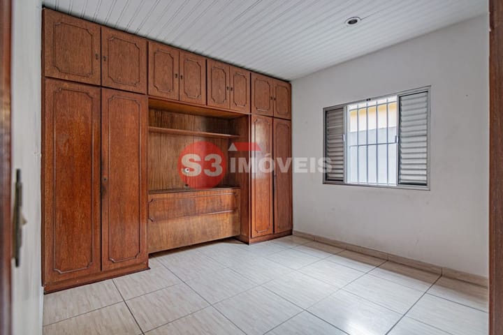 Casa à venda com 4 quartos, 200m² - Foto 17