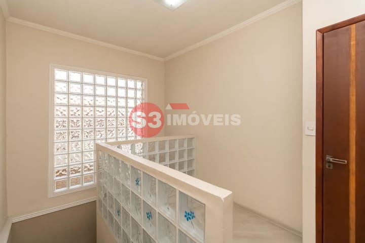 Casa à venda com 3 quartos, 380m² - Foto 18