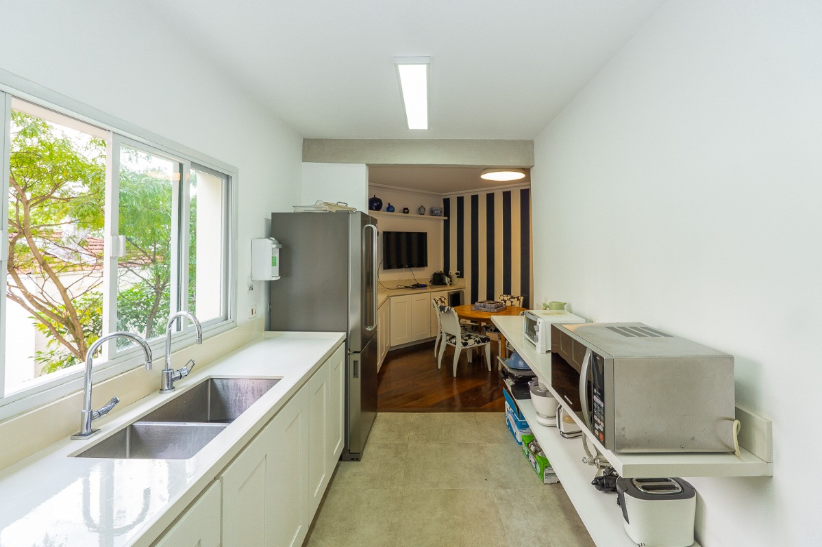 Apartamento à venda com 3 quartos, 210m² - Foto 31