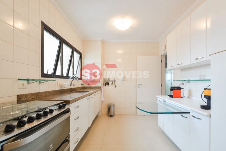 Apartamento à venda com 2 quartos, 151m² - Foto 32