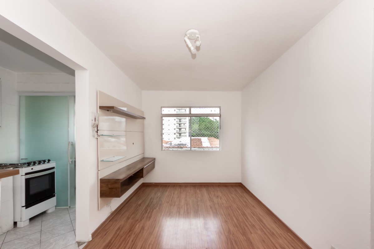 Apartamento à venda com 2 quartos, 70m² - Foto 2