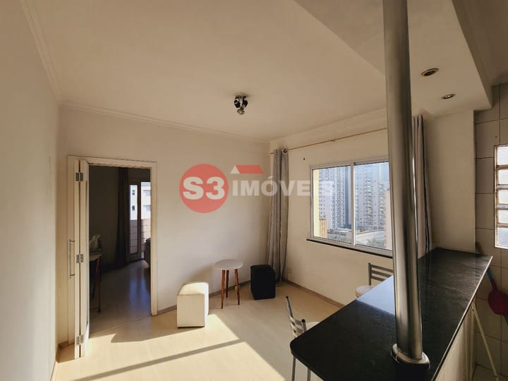 Apartamento à venda com 1 quarto, 34m² - Foto 2