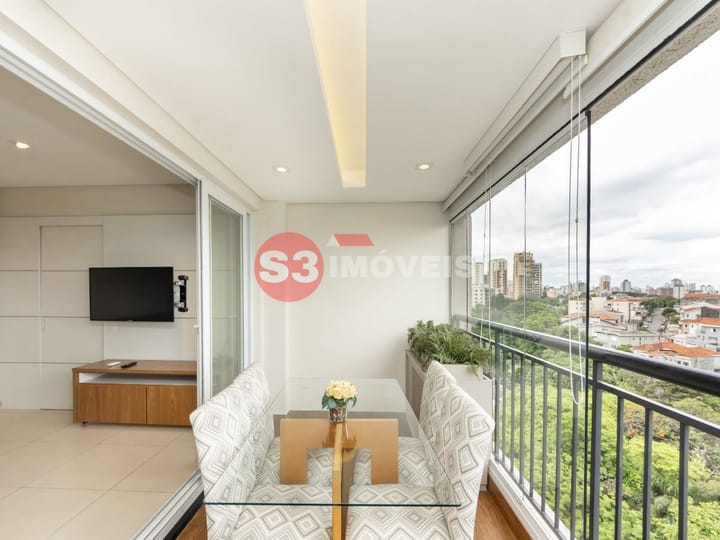 Apartamento à venda com 1 quarto, 42m² - Foto 15