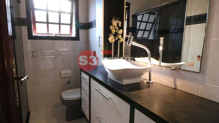 Casa à venda com 3 quartos, 350m² - Foto 18