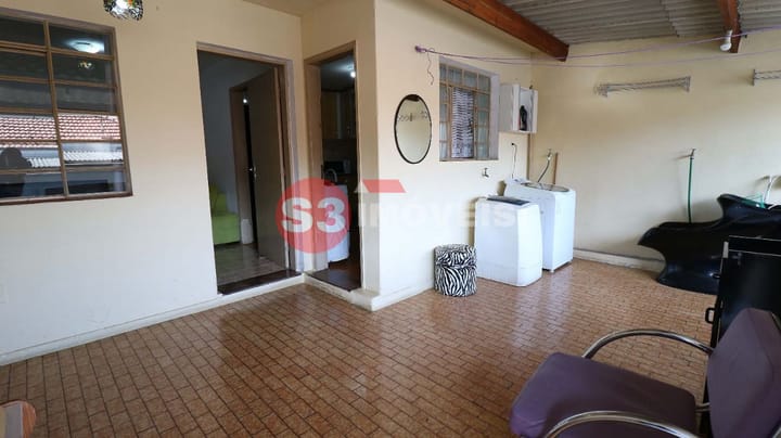 Casa à venda com 3 quartos, 250m² - Foto 37