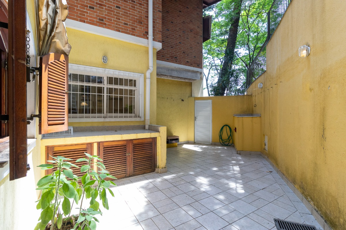 Casa à venda com 4 quartos, 440m² - Foto 21