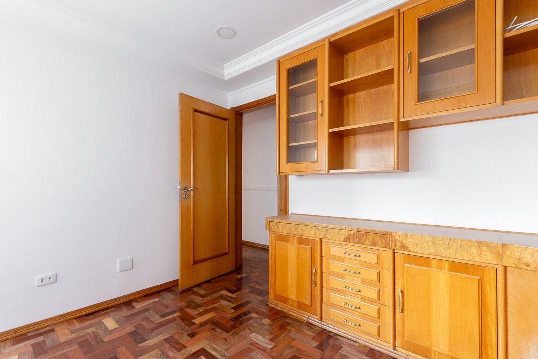 Apartamento à venda com 3 quartos, 144m² - Foto 20