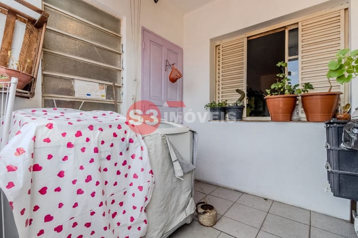 Casa à venda com 5 quartos, 200m² - Foto 33