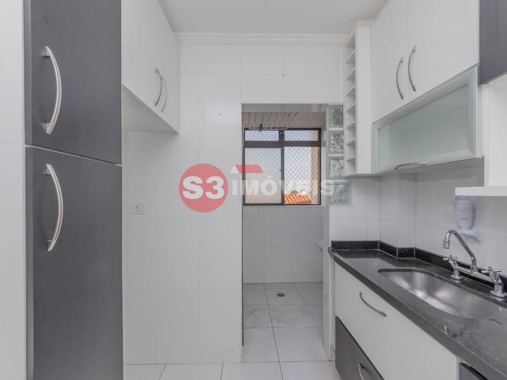 Apartamento à venda com 2 quartos, 65m² - Foto 13