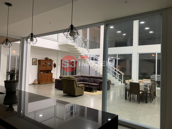 Casa à venda com 4 quartos, 580m² - Foto 35