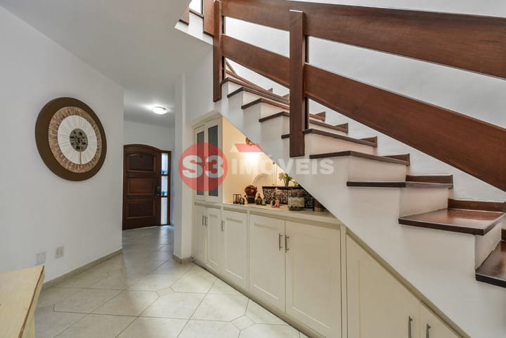 Casa à venda com 3 quartos, 190m² - Foto 11