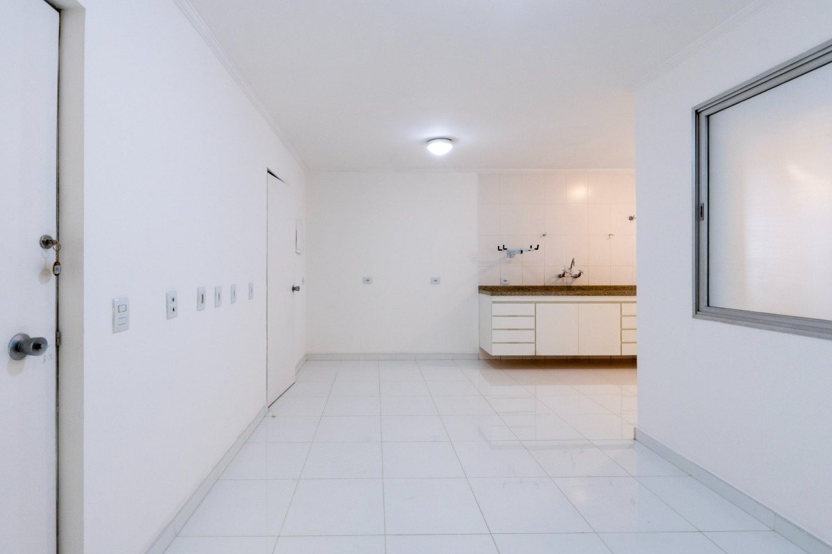 Apartamento à venda com 3 quartos, 150m² - Foto 33