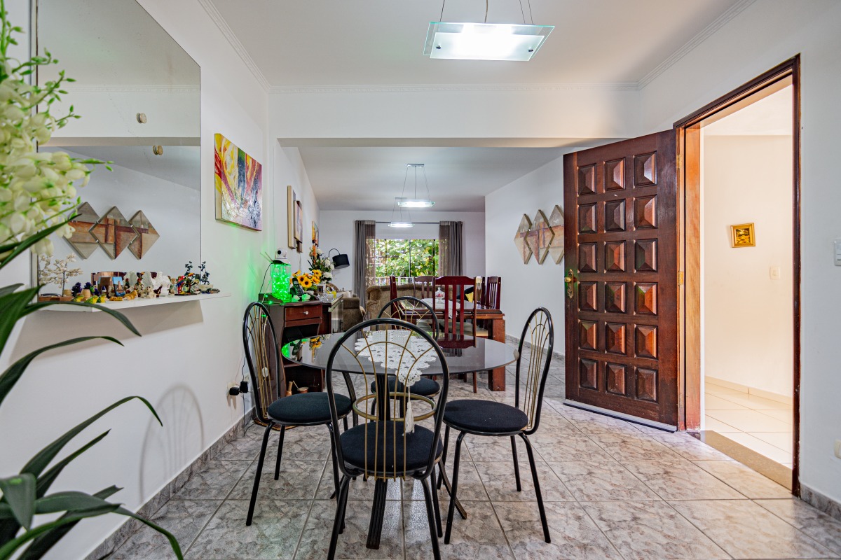 Casa à venda com 3 quartos, 148m² - Foto 9