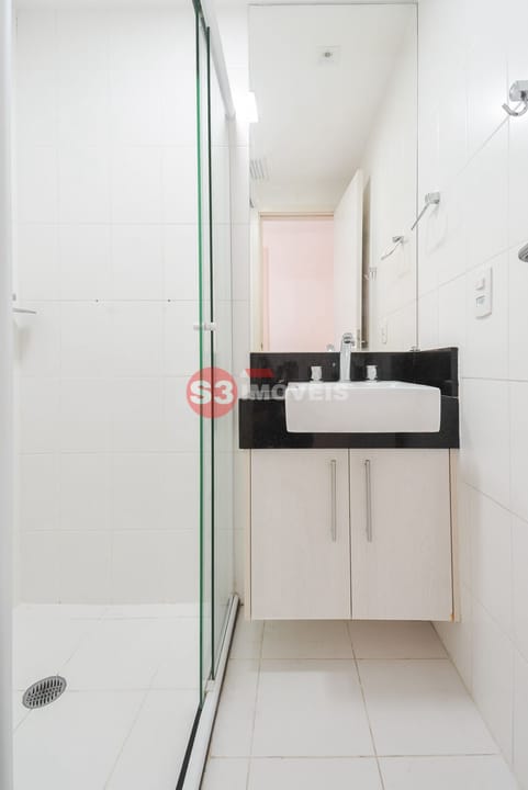 Apartamento à venda com 2 quartos, 57m² - Foto 18