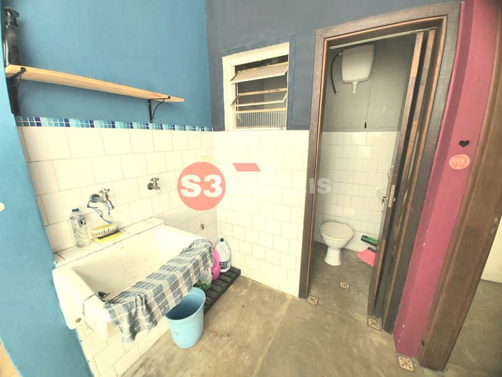 Casa à venda com 2 quartos, 60m² - Foto 11