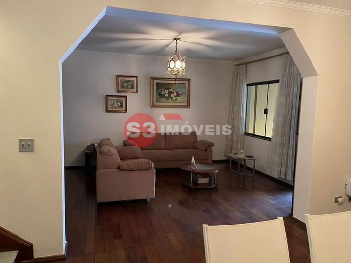 Casa à venda com 4 quartos, 200m² - Foto 8