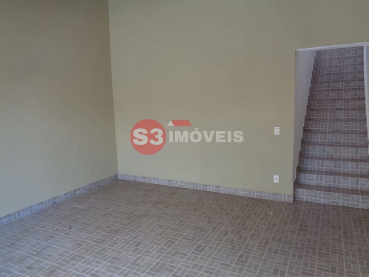 Casa à venda com 6 quartos, 250m² - Foto 25