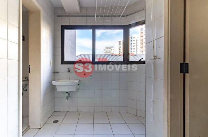 Apartamento à venda com 3 quartos, 81m² - Foto 31