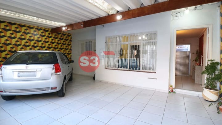 Casa à venda com 3 quartos, 179m² - Foto 1