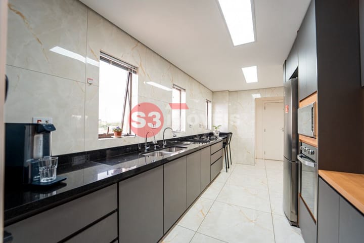 Apartamento à venda com 3 quartos, 127m² - Foto 12