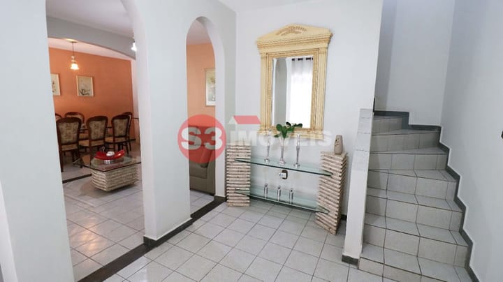 Casa à venda com 3 quartos, 250m² - Foto 11