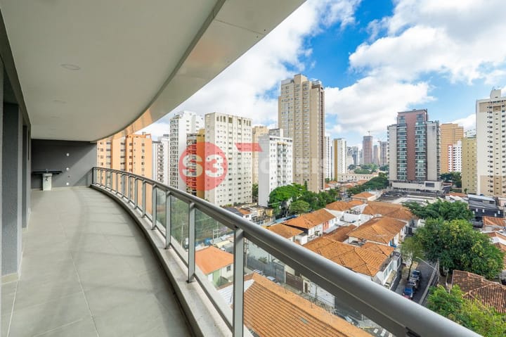 Apartamento à venda com 3 quartos, 134m² - Foto 1