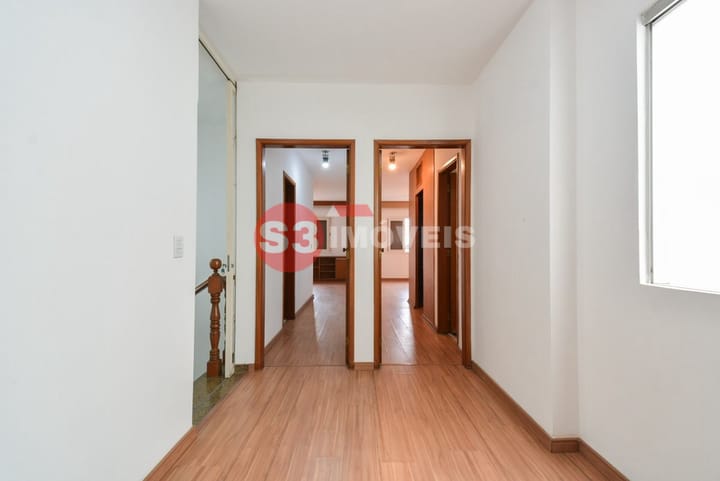 Casa à venda com 4 quartos, 331m² - Foto 34