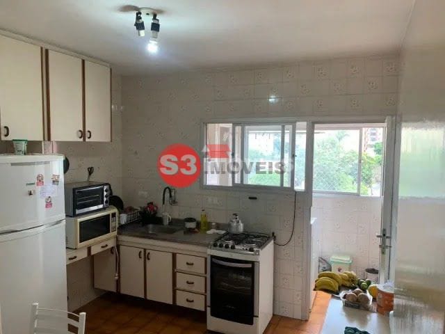 Apartamento à venda com 2 quartos, 65m² - Foto 12