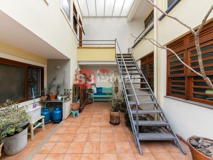 Casa à venda com 3 quartos, 220m² - Foto 30