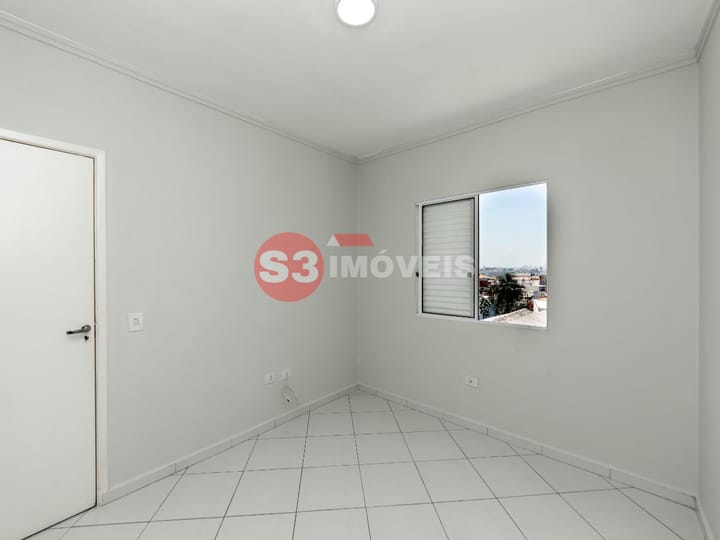 Casa à venda com 2 quartos, 78m² - Foto 7