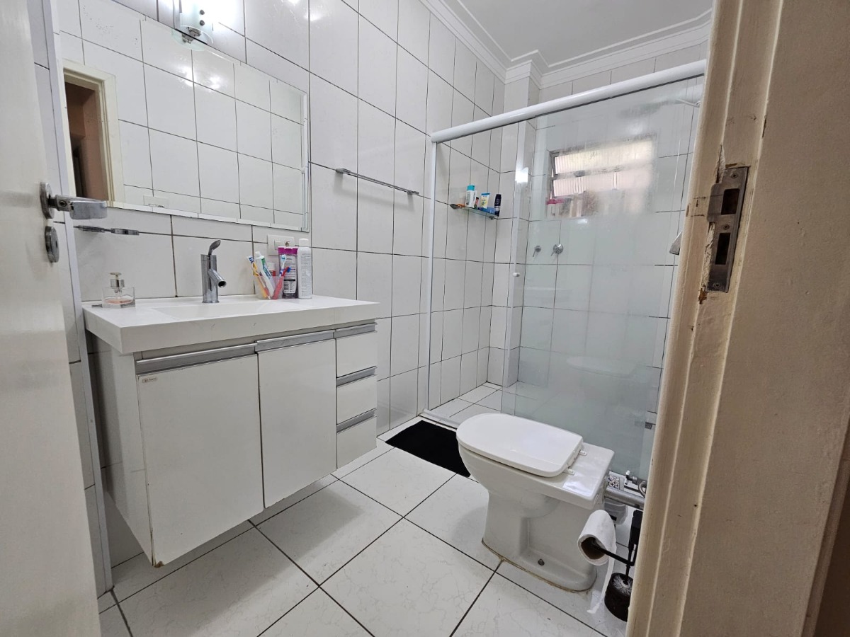 Apartamento à venda com 2 quartos, 62m² - Foto 15