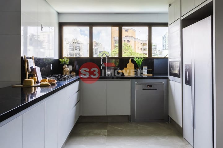 Apartamento à venda com 4 quartos, 203m² - Foto 31