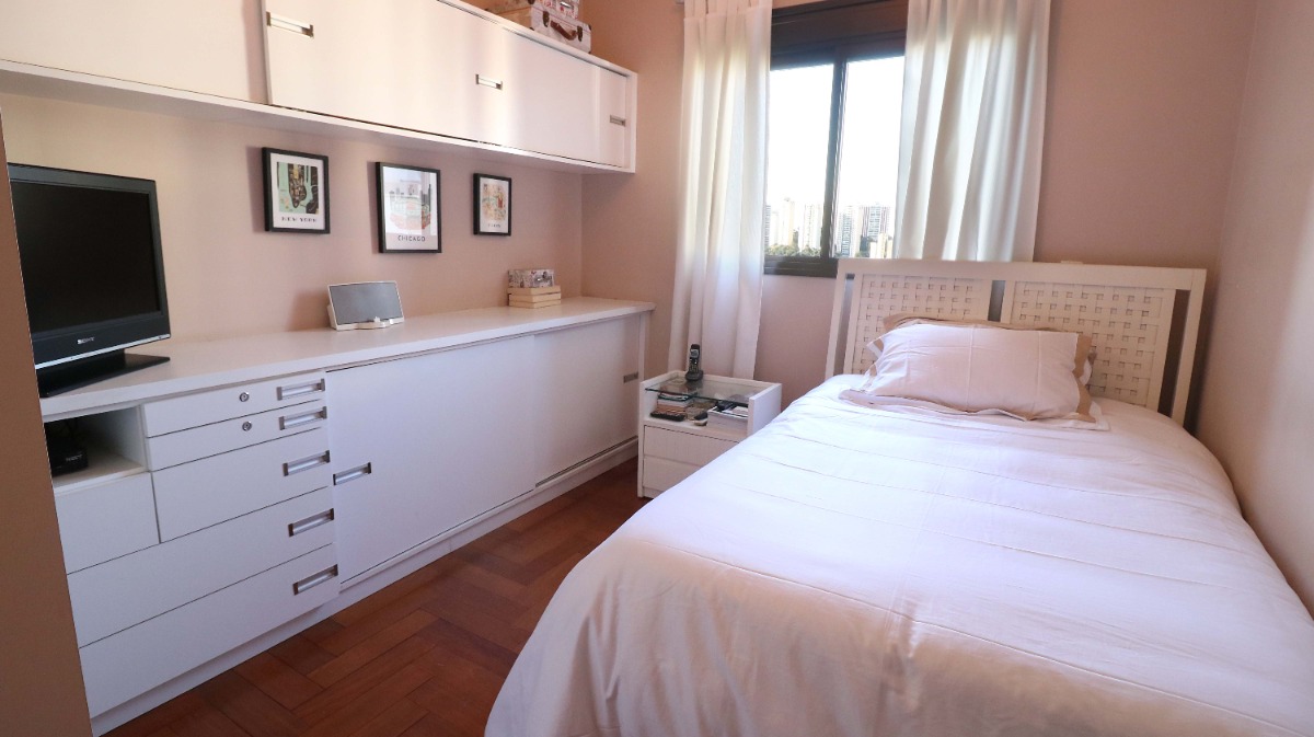 Apartamento à venda com 4 quartos, 226m² - Foto 22