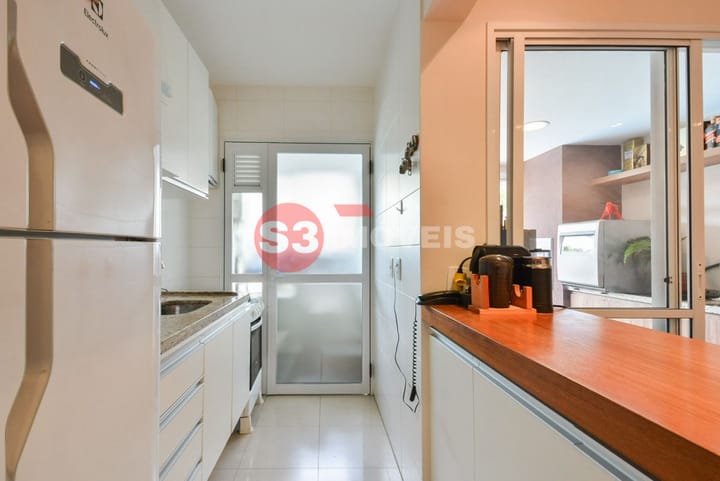 Apartamento à venda com 2 quartos, 57m² - Foto 15