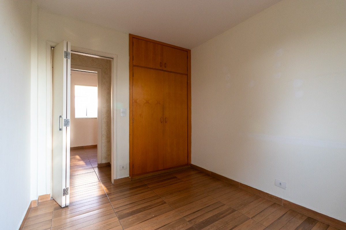 Apartamento à venda com 2 quartos, 65m² - Foto 14