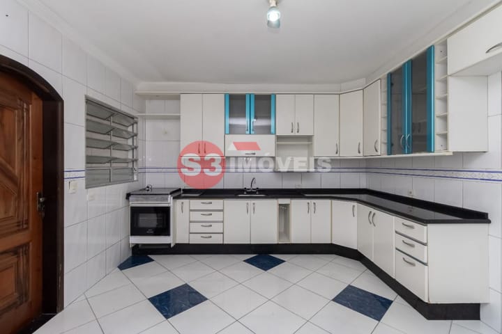 Casa à venda com 3 quartos, 150m² - Foto 1