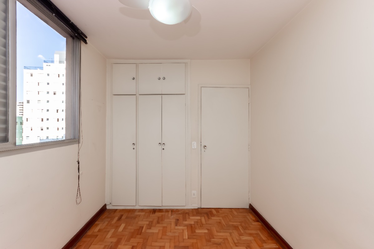 Apartamento à venda com 3 quartos, 117m² - Foto 6