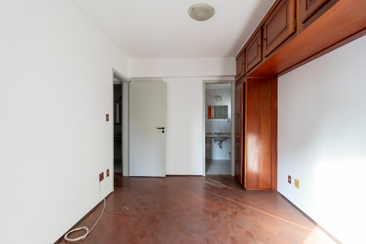 Apartamento à venda com 3 quartos, 90m² - Foto 10