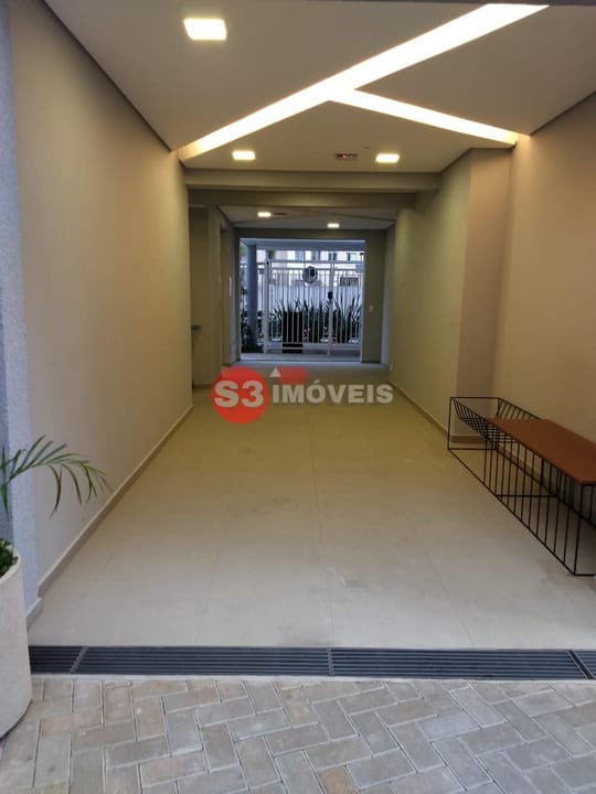 Apartamento à venda com 2 quartos, 37m² - Foto 32