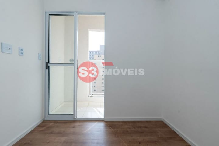 Apartamento à venda com 2 quartos, 30m² - Foto 28