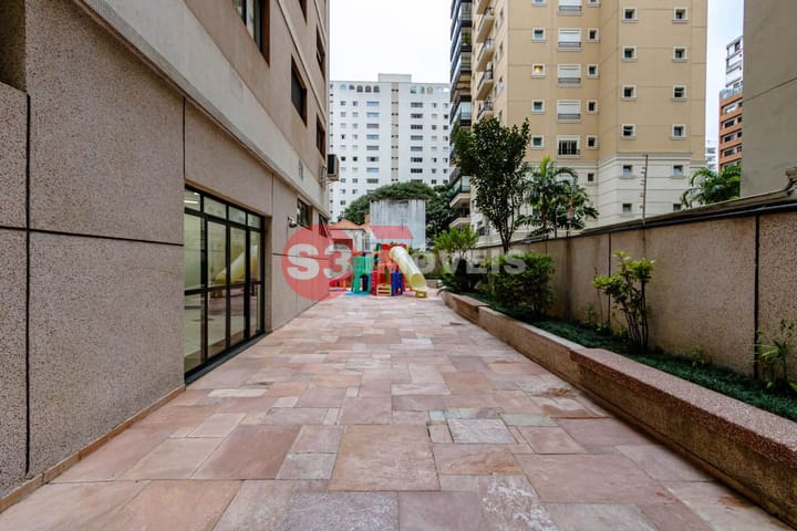 Apartamento à venda com 3 quartos, 142m² - Foto 32