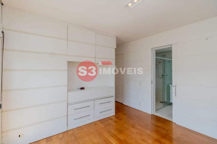 Apartamento à venda com 3 quartos, 184m² - Foto 19