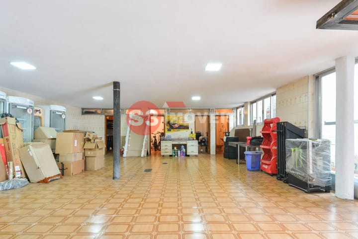 Casa à venda com 4 quartos, 331m² - Foto 58